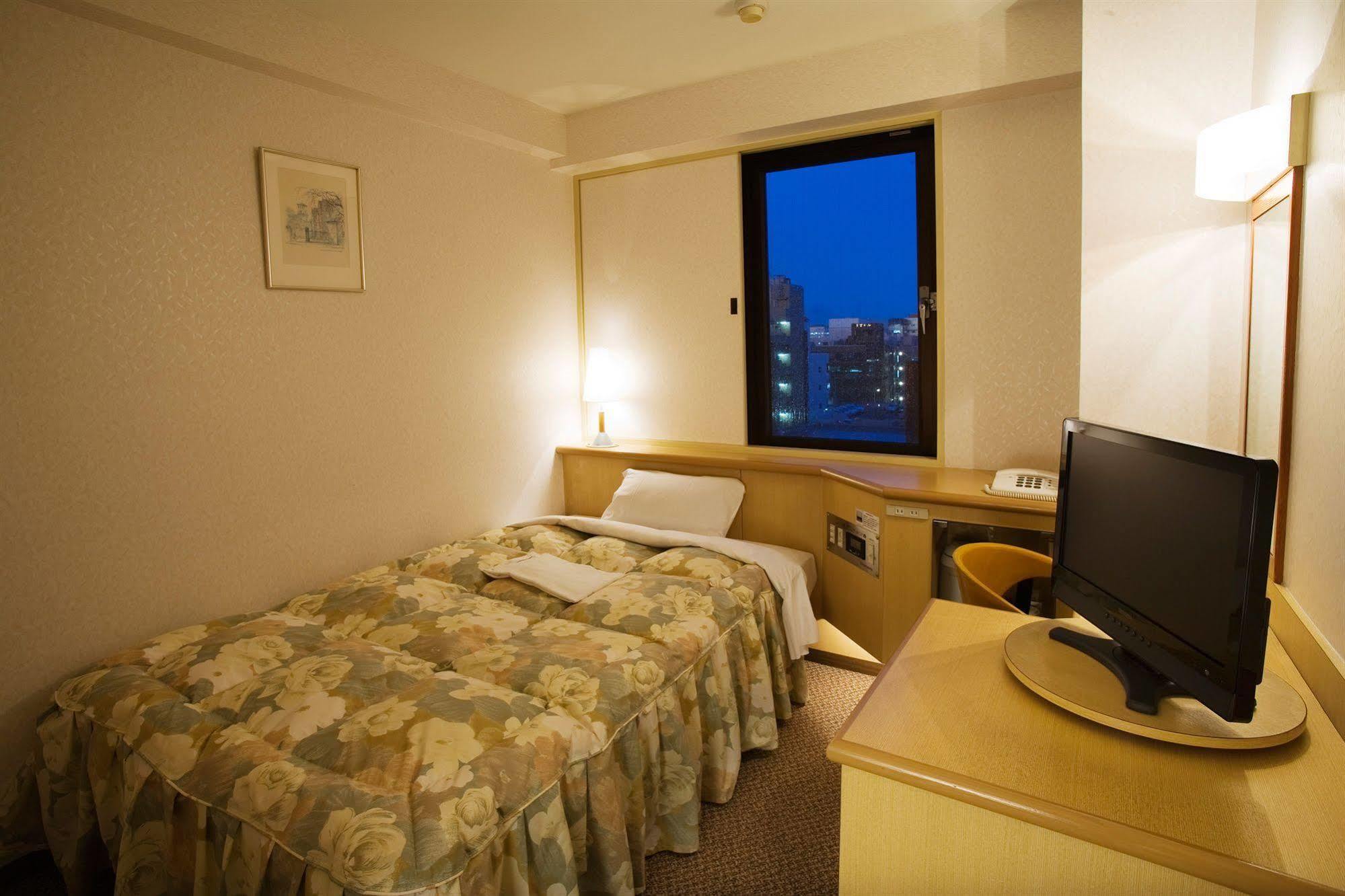 Toyo Hotel Fukuoka  Ngoại thất bức ảnh